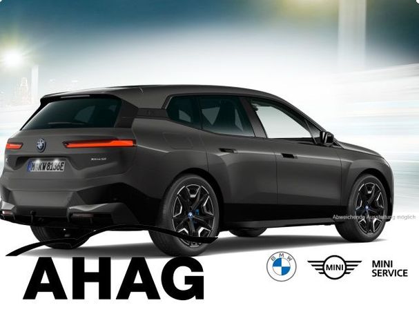 BMW iX xDrive50 385 kW image number 3