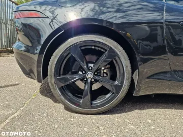 Car image 34