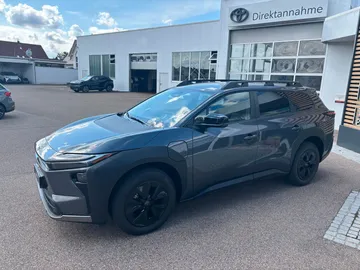 Car image 2