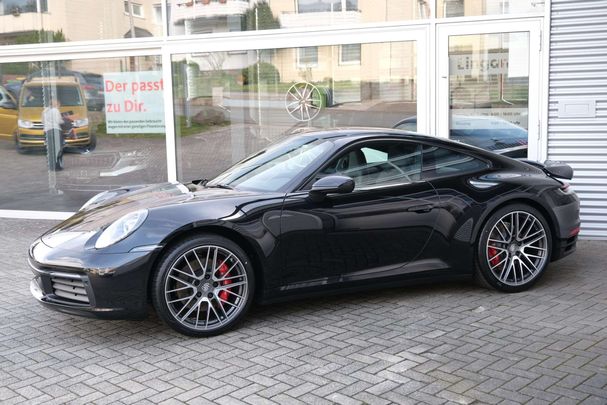 Porsche 992 Carrera 4S 331 kW image number 3