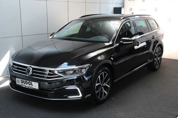 Volkswagen Passat GTE 1.4 DSG 160 kW image number 1