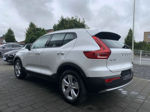 Volvo XC40 T2 Core 95 kW image number 4