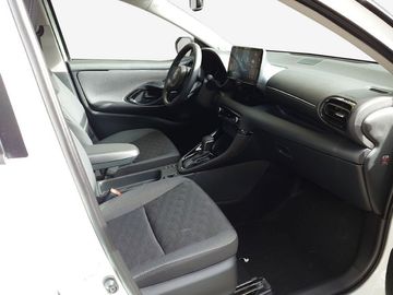 Car image 10