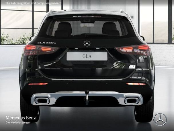 Mercedes-Benz GLA 250 e 160 kW image number 12