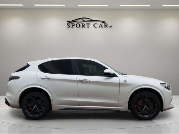 Alfa Romeo Stelvio V6 2.9 Bi-Turbo Quadrifoglio 375 kW image number 11