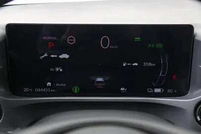 Car image 27