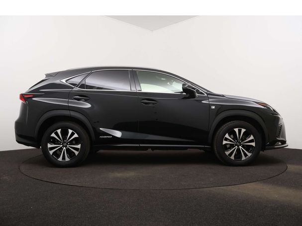 Lexus NX 300 h AWD 145 kW image number 15