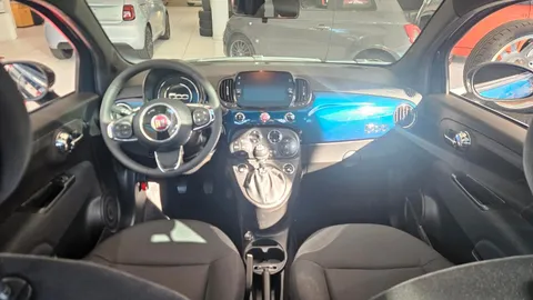 Car image 4