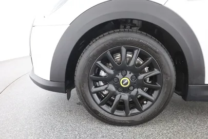 Car image 31