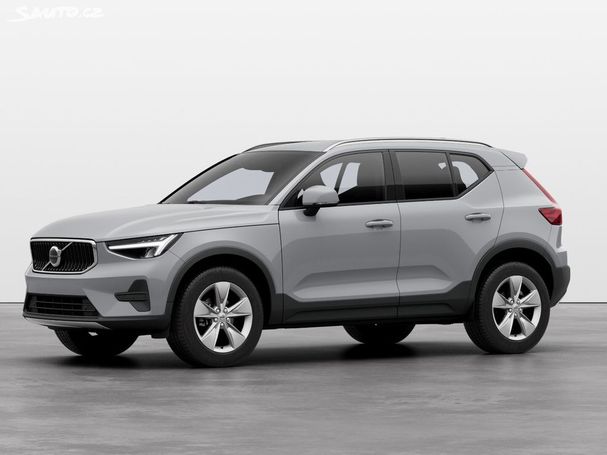 Volvo XC40 B3 Core 120 kW image number 1