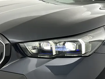 Car image 36