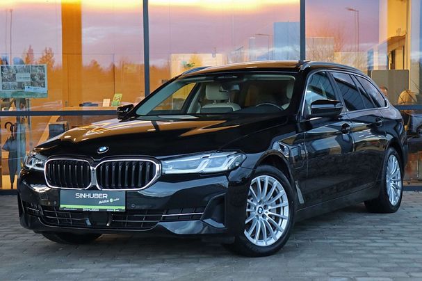 BMW 530i Touring xDrive 185 kW image number 1