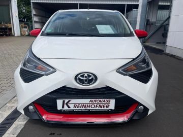 Car image 3
