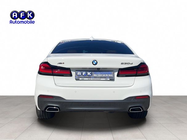 BMW 530d xDrive 195 kW image number 6