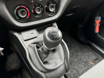 Car image 25