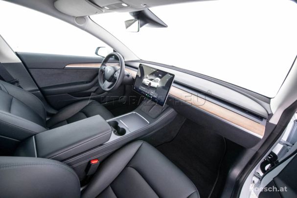 Tesla Model 3 60 239 kW image number 23