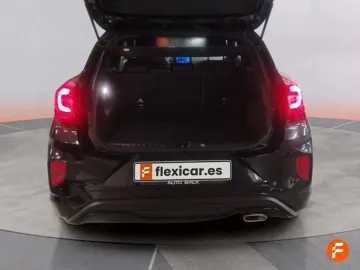 Car image 29