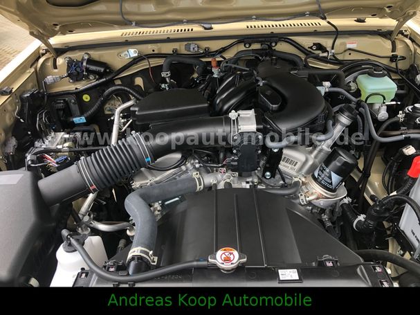 Toyota Land Cruiser 4.0 170 kW image number 12