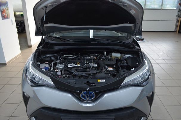 Toyota C-HR 2.0 Hybrid 135 kW image number 8