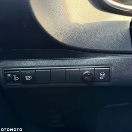 Car image 34