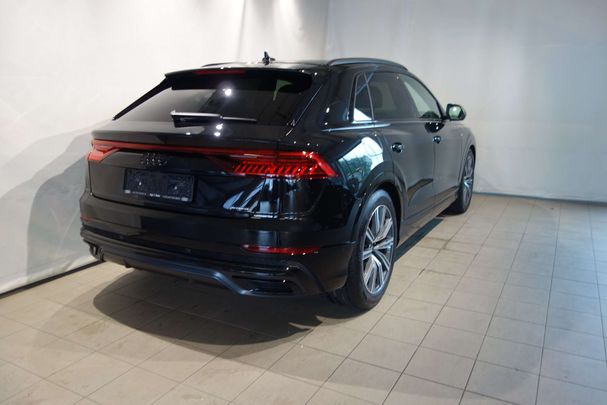 Audi Q8 50 TDI quattro 210 kW image number 3