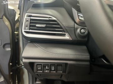 Car image 33