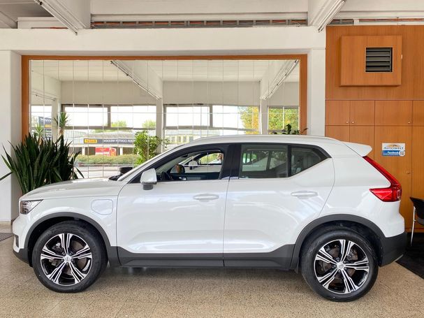 Volvo XC40 Recharge 192 kW image number 4