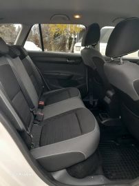 Car image 31