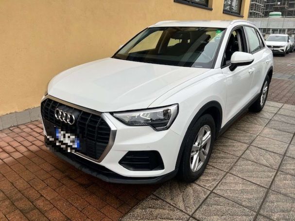 Audi Q3 35 TDI S tronic Business 110 kW image number 1