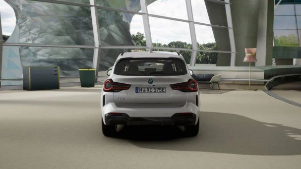 BMW iX3 210 kW image number 7