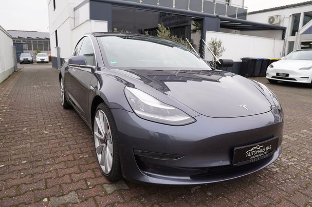 Tesla Model 3 Performance AWD 377 kW image number 2