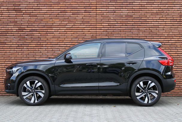 Volvo XC40 B4 Plus Dark 145 kW image number 10