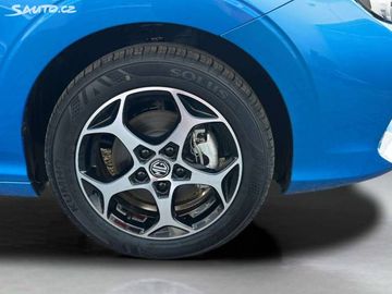 Car image 28