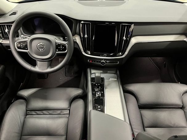 Volvo V60 B4 Plus 147 kW image number 6