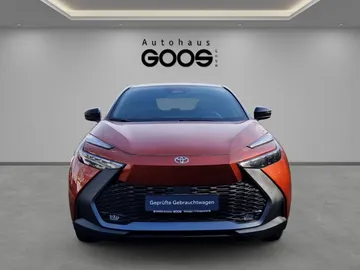 Car image 3