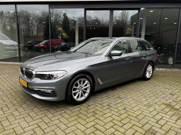 BMW 520i Touring 135 kW image number 1