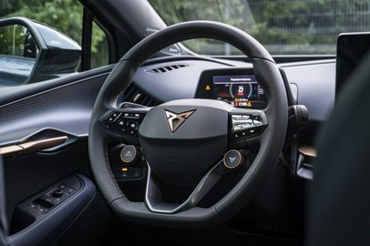 Car image 24