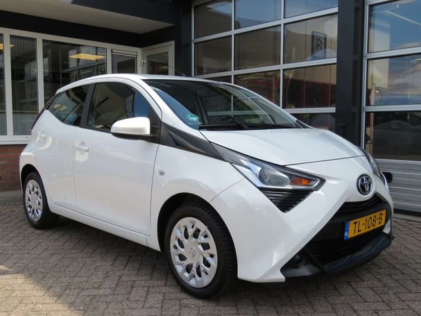 Toyota Aygo 54 kW image number 34