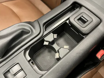 Car image 50