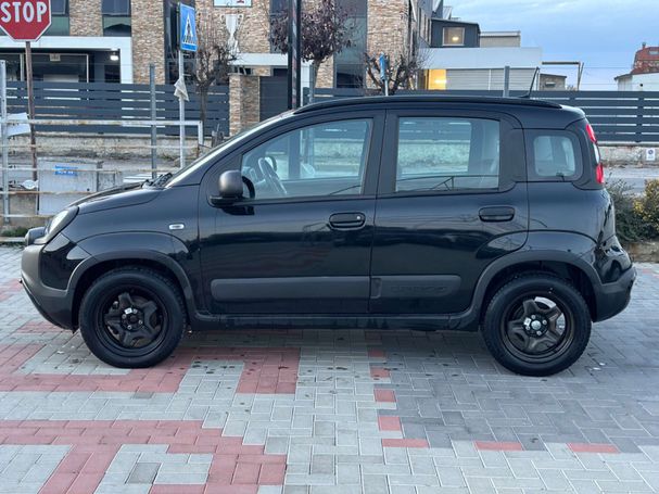 Fiat Panda Cross 1.0 Hybrid City 51 kW image number 3