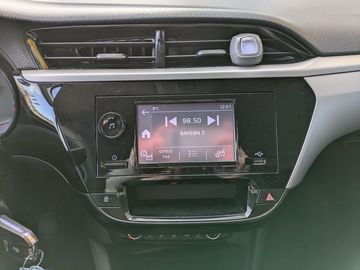 Car image 10