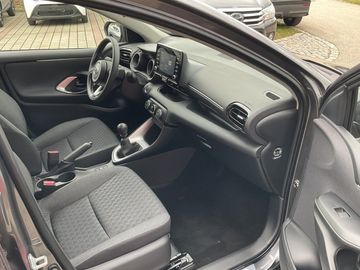 Car image 6