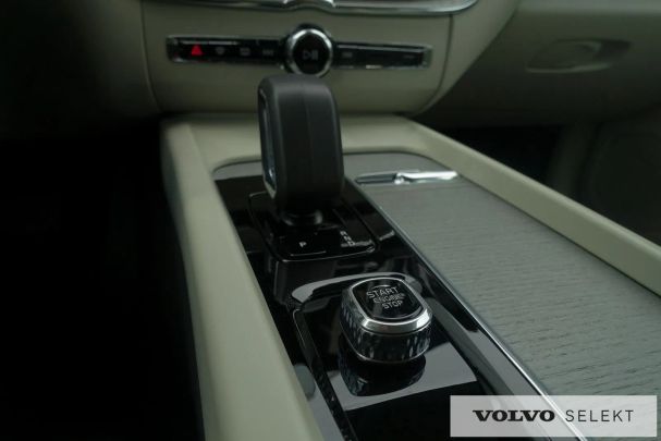 Volvo XC60 AWD 145 kW image number 39