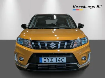 Car image 3
