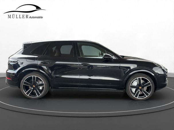 Porsche Cayenne Turbo 404 kW image number 3