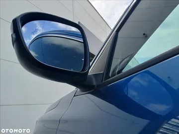 Car image 34