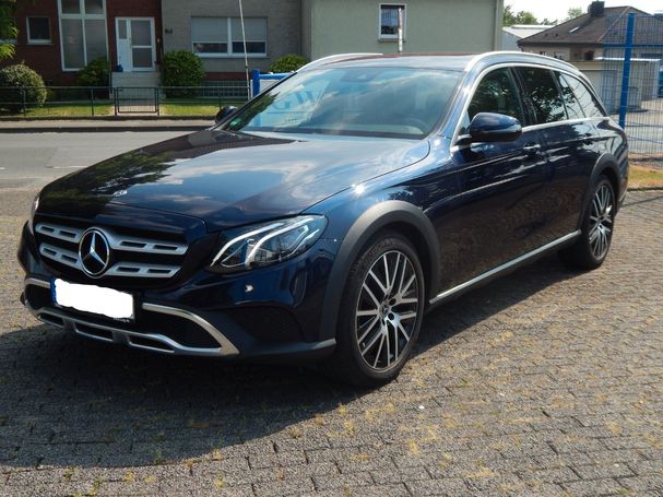 Mercedes-Benz E 220 d T 143 kW image number 1