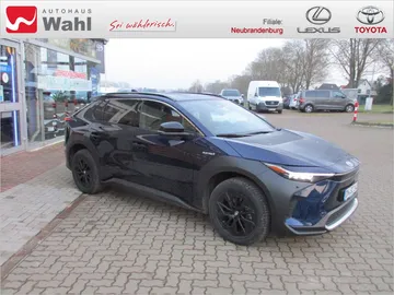 Car image 2