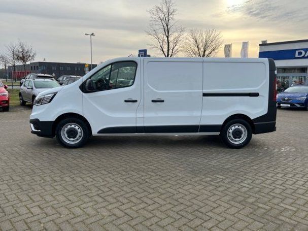 Renault Trafic L2H1 dCi 130 96 kW image number 2