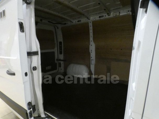 Renault Master DCi 110 L1H1 81 kW image number 6